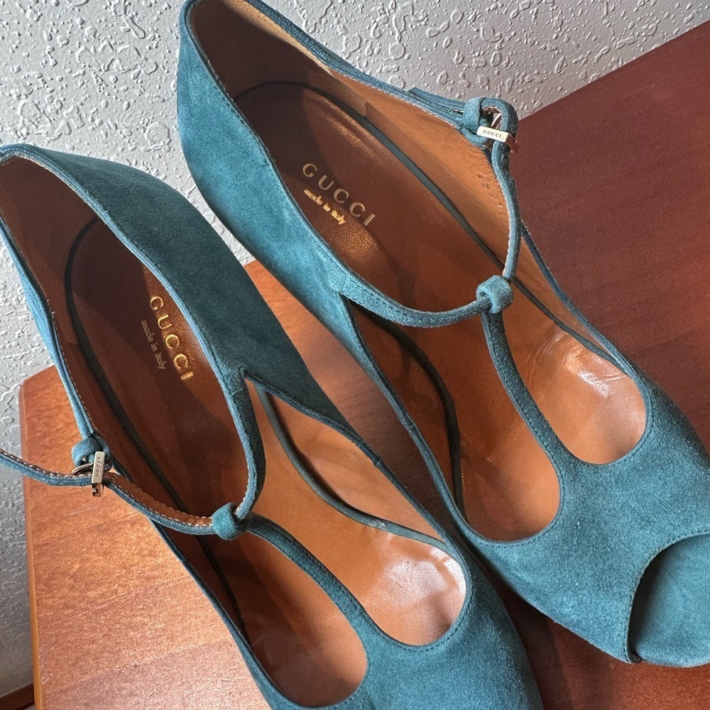 GUCCI Turquoise Suede High Heels Shoes T-Strap Peep Toe Stilettos - Picture 6 of 9
